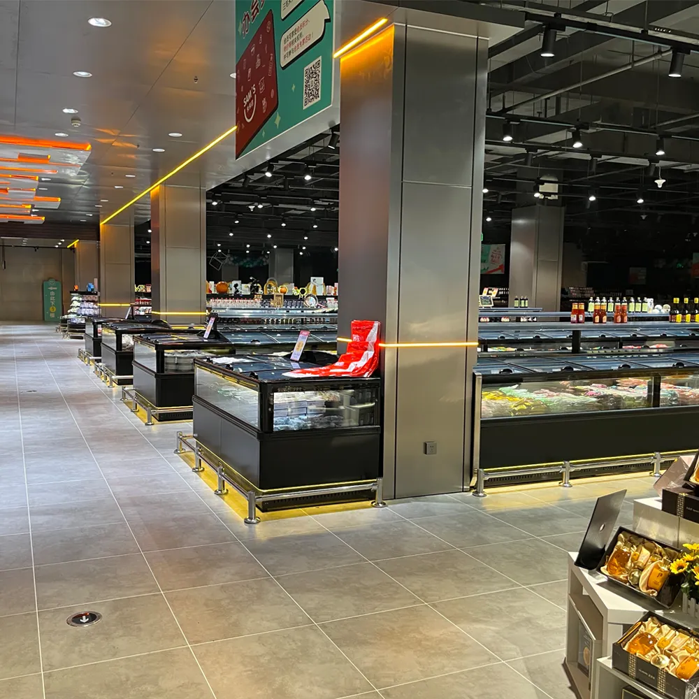 Electronic control remote island freezer with -18 to -22°C deep-freeze range and industrial construction - XCCold Series