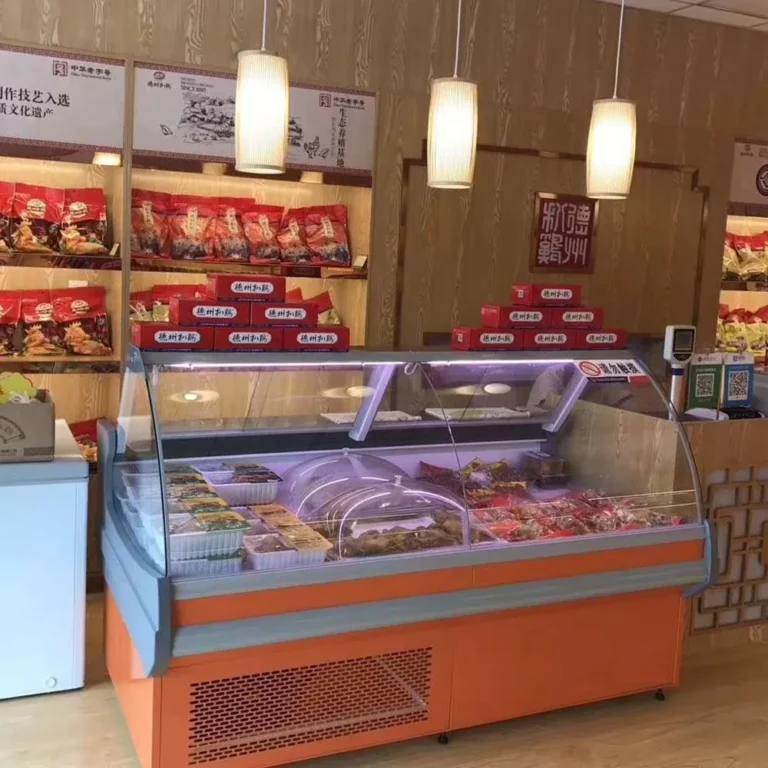 plug-in-curved-glass-deli-showcase-2-8c